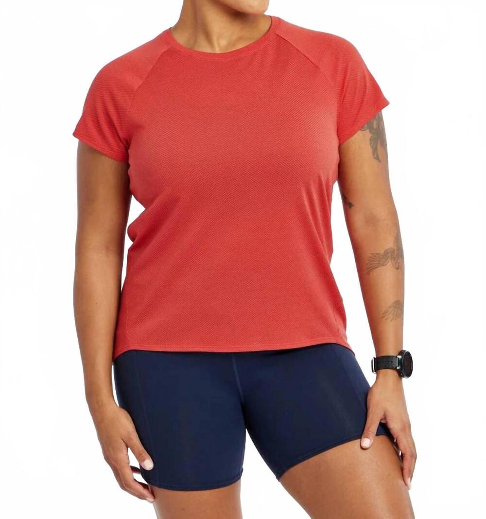 NEW OISELLE flyout short sleeve top in cardinal